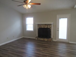 6816 Torrance Ln in Fayetteville, NC - Building Photo - Building Photo