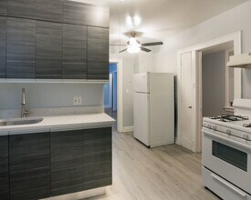 4907 N Janssen Ave in Chicago, IL - Building Photo - Building Photo