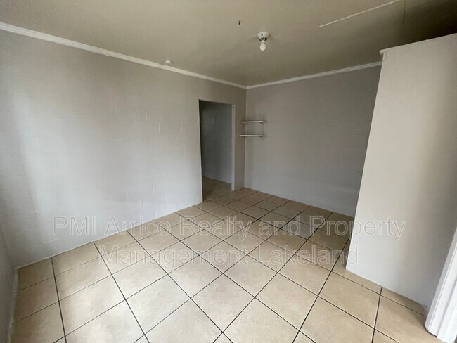 324 Pearl St photo'