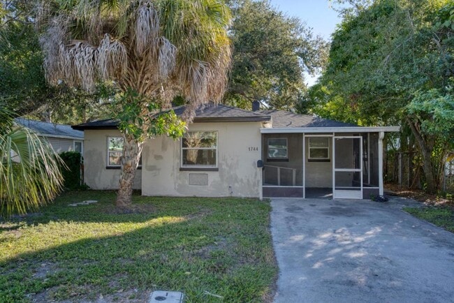 1744 Granville Ct S in St. Petersburg, FL - Building Photo - Building Photo