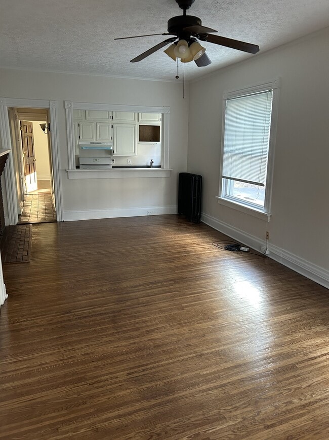 137 Harvard St, Unit Flat #2 in Rochester, NY - Foto de edificio - Building Photo