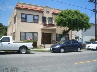 644 W 5th St in San Pedro, CA - Building Photo