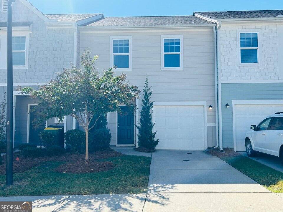 437 Union Station St in Cartersville, GA - Building Photo