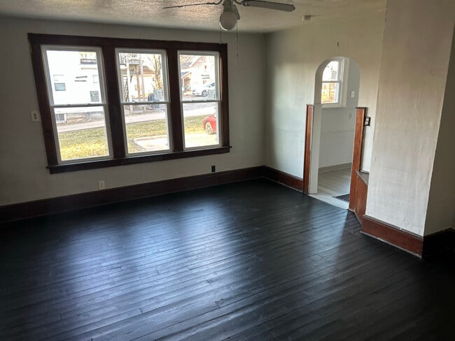 491 Allyn St in Akron, OH - Building Photo - Building Photo