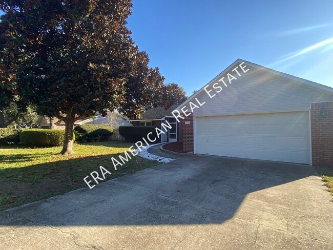 property at 2732 Beacon Ct