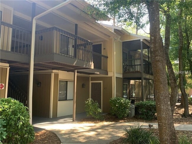 property at 13387 Arbor Pointe Cir