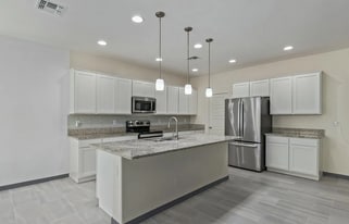 1564 W Redwood Ln in Phoenix, AZ - Building Photo