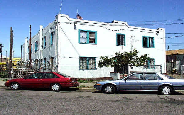 2817 67th Ave in Oakland, CA - Building Photo - Building Photo