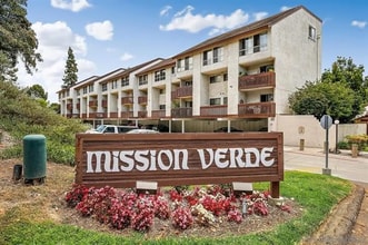 6131 Rancho Mission Rd in San Diego, CA - Building Photo - Building Photo