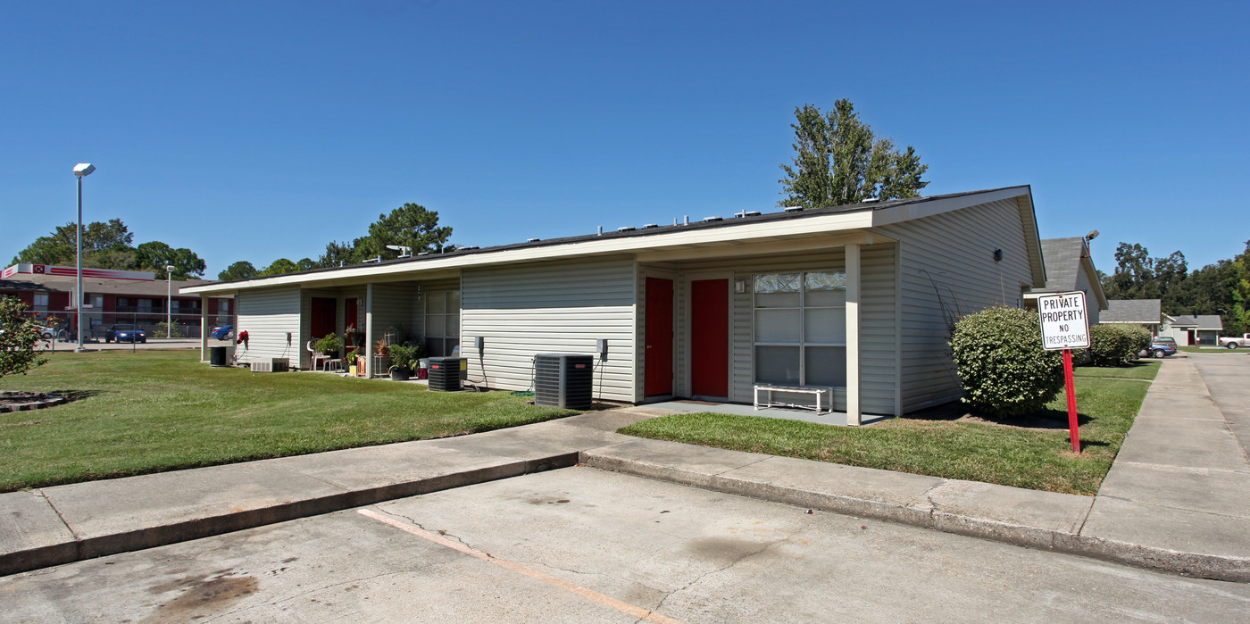 Sharlo Terrace II Apartments in Baton Rouge, LA - Foto de edificio