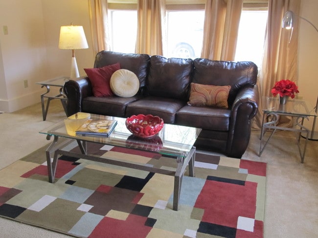 property at 326 W 2nd St