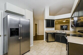13205 Prestwick Creek Dr in Riverview, FL - Building Photo - Building Photo