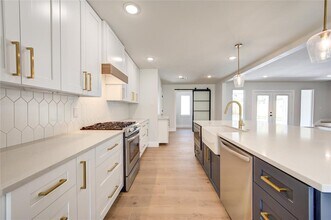 1810 Eagle Falls Ct in Houston, TX - Building Photo - Building Photo