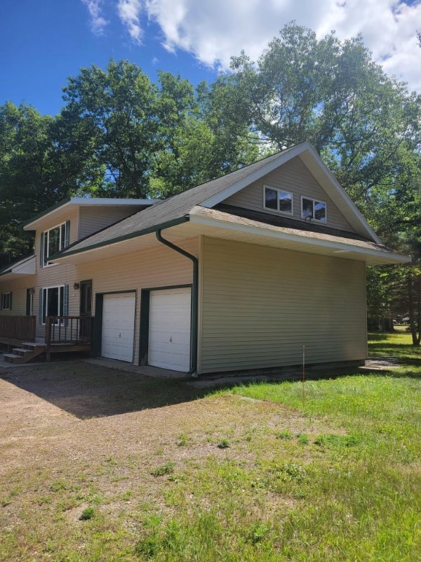 7179 Kelly Dr-Unit -Upper in Lake Tomahawk, WI - Building Photo - Building Photo