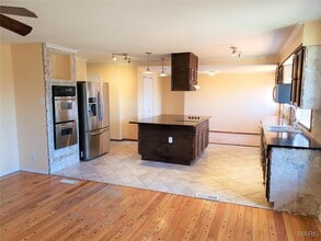 803 Clayworth Dr in Ballwin, MO - Building Photo - Building Photo