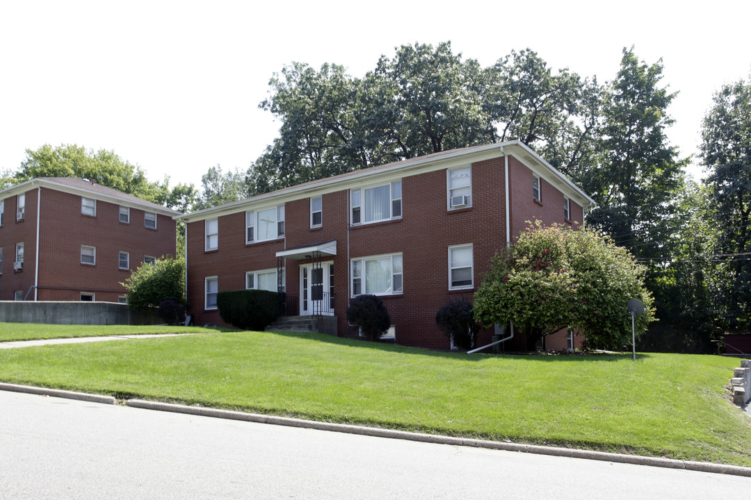 104 Espanola in Parchment, MI - Building Photo