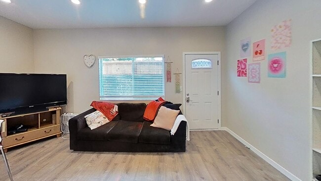 5138 Alumni Pl in San Diego, CA - Building Photo - Building Photo