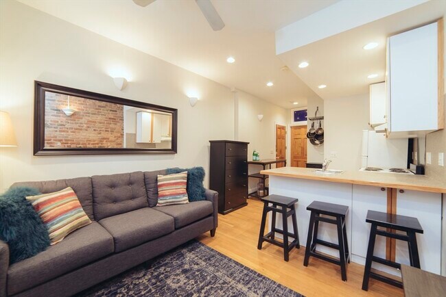 property at 33 Irving St