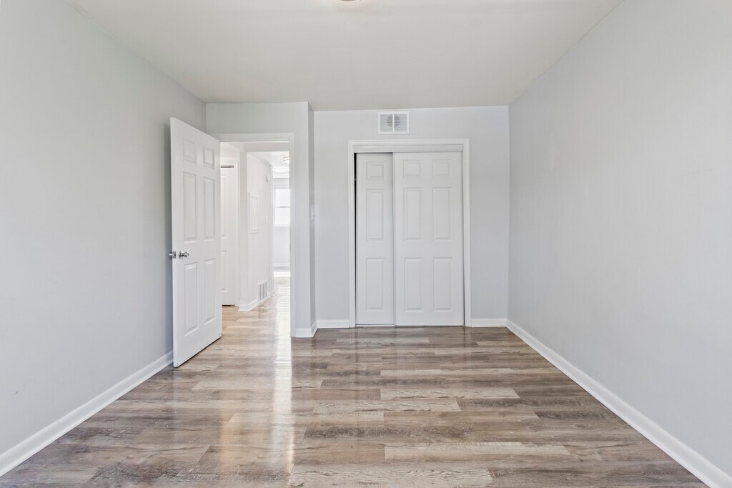 Algon Gardens Apartments Philadelphia, PA Apartments