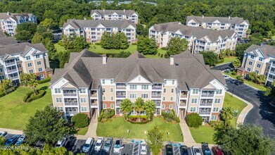 13364 Beach Blvd in Jacksonville, FL - Building Photo - Building Photo