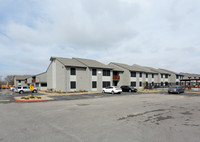 Briar Cove Apartments in Greenville, TX - Building Photo - Building Photo