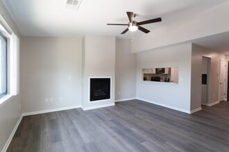 Hidden Lakes Apartments in Grand Rapids, MI - Foto de edificio - Building Photo