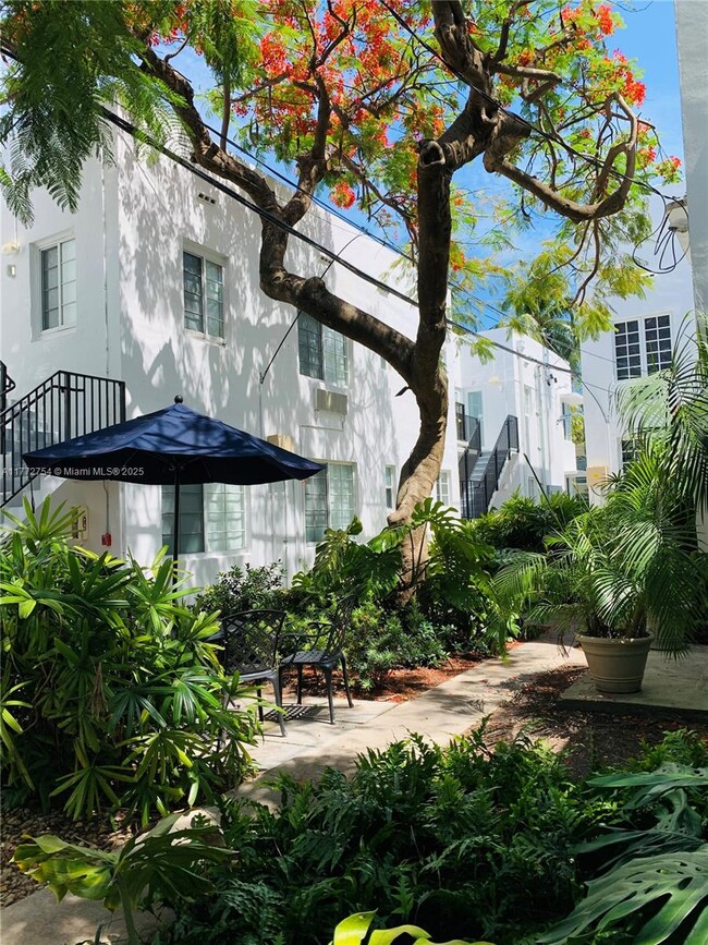 1607 Jefferson Ave in Miami Beach, FL - Building Photo - Building Photo