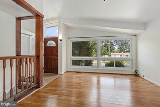 6609 Bowie Dr in Springfield, VA - Building Photo - Building Photo