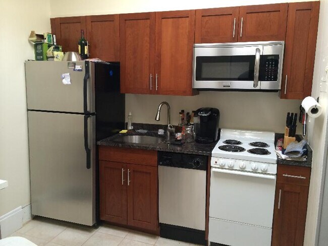 18 Aberdeen St, Unit F