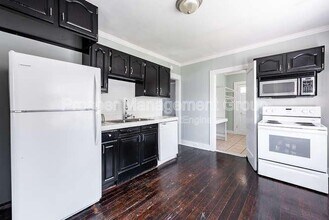 332 Ashley Ave in Charleston, SC - Building Photo - Building Photo