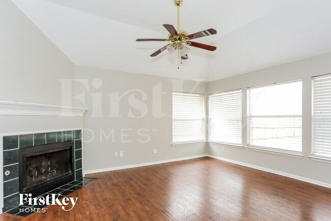 1117 Brittany Pl in Lewisville, TX - Building Photo - Building Photo