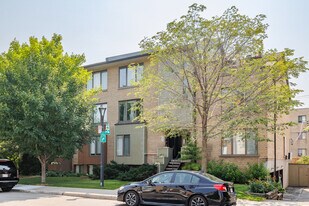 12400 Odette-Oligny in Montréal, QC - Building Photo