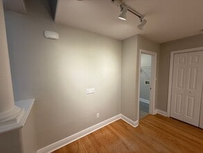 2744 Laurelwood Ln in Tallahassee, FL - Building Photo - Building Photo