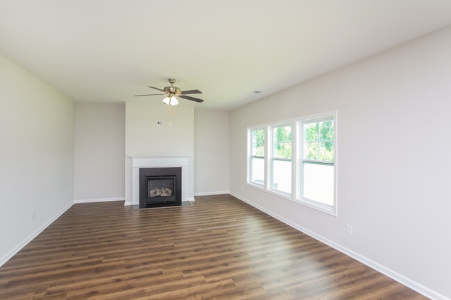 10 Brake Ct in Elgin, SC - Building Photo - Building Photo