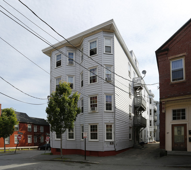 41 Chestnut St in Portland, ME - Building Photo - Building Photo