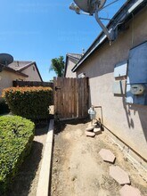 12115 Verdelho Ave in Bakersfield, CA - Building Photo - Building Photo