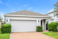 9808 Kinmore Dr in Groveland, FL - Building Photo - Building Photo