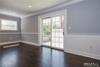 160 E Elm St in Greenwich, CT - Building Photo - Building Photo