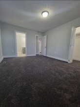 247 Redbud St in Branson, MO - Foto de edificio - Building Photo