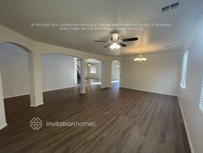 385 S 172nd Dr in Goodyear, AZ - Building Photo - Building Photo