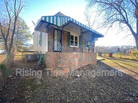 3837 Center Pl W in Birmingham, AL - Building Photo