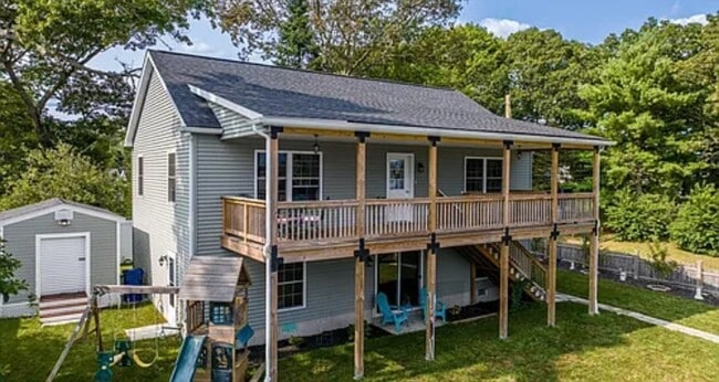 43 Marine Ave in Wareham, MA - Building Photo - Building Photo