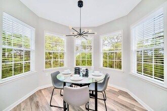 14200 Avalon Rd in Winter Garden, FL - Building Photo - Building Photo