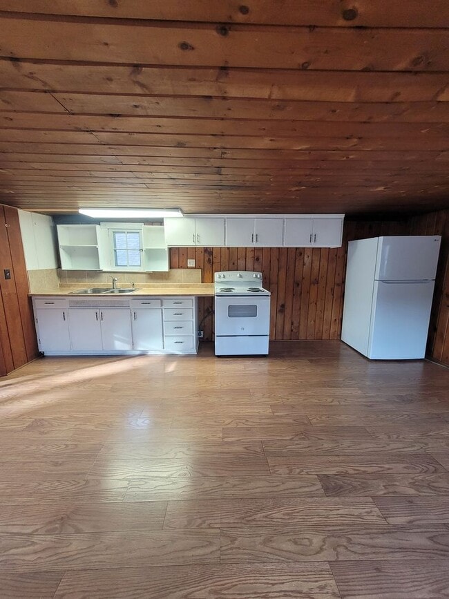 246 N Grand St in Eugene, OR - Building Photo - Building Photo