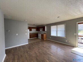 4514 Bonnell Dr NW in Huntsville, AL - Building Photo - Building Photo