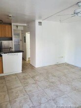 1000 7th St-Unit -4 in Miami Beach, FL - Building Photo - Building Photo