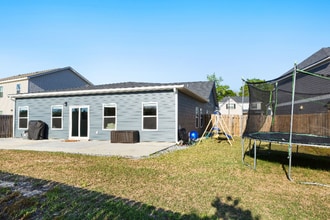 102 Gregory Pl in Smiths Station, AL - Building Photo - Building Photo