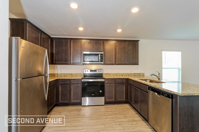 223 San Marino Rd SW in Palm Bay, FL - Building Photo - Building Photo