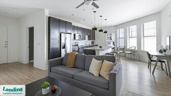 5200 White Settlement Rd in Fort Worth, TX - Building Photo