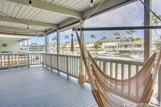 343 Opihikao Pl in Honolulu, HI - Building Photo - Building Photo